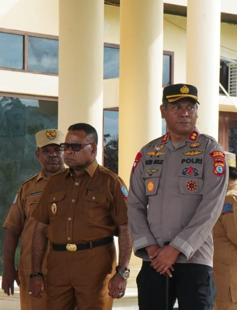 Kapolres Sorong Selatan Hadiri Apel Perdana Bupati Dan Wakil Bupati Sorong Selatan 2025-2030 Di Kantor Bupati Kabupaten Sorong Selatan.