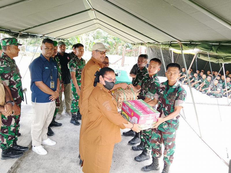 Bupati Sorong Selatan  Gelar Tatap Muka Dengan Personil Batalion TP 807 Sorong Selatan